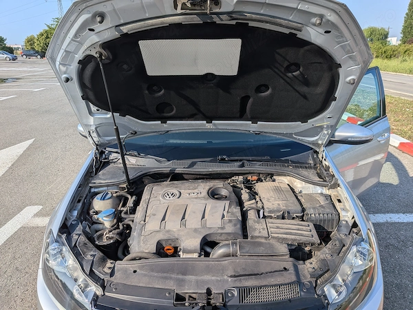 VOLKSWAGEN Golf 2012 — imagine 7