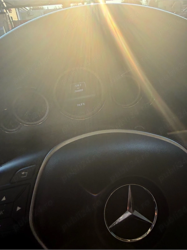 MERCEDES-BENZ E-Class 2013