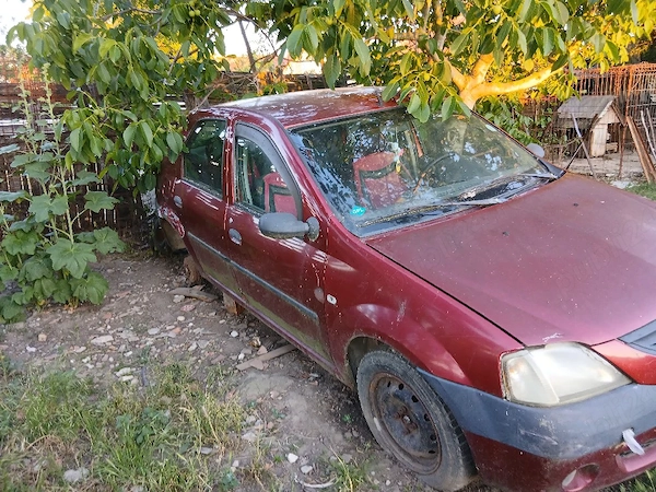 DACIA Logan 2005 — imagine 2