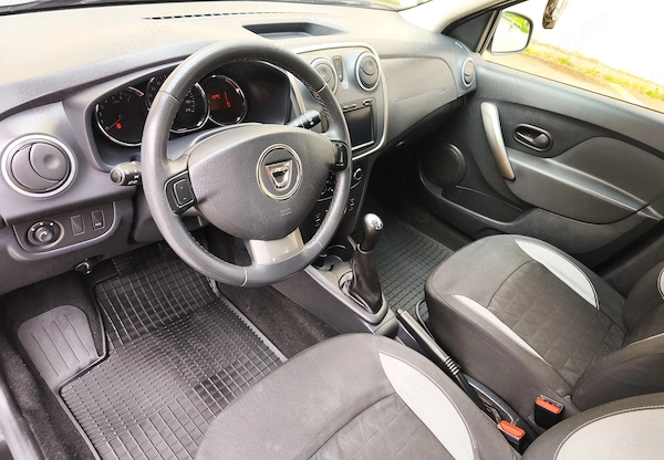 DACIA Sandero Stepway 2014 — imagine 9