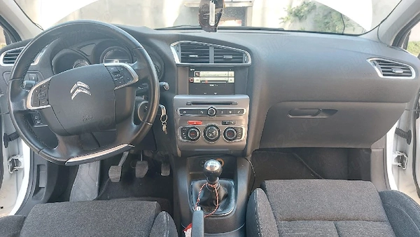CITROËN C4 2015 — imagine 3