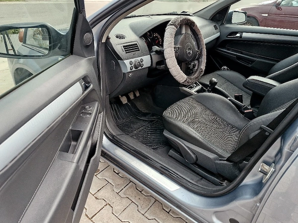 OPEL Astra 2008 — imagine 4