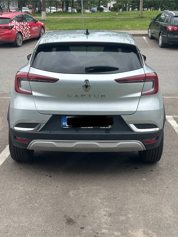 RENAULT Captur 2023 — imagine 4