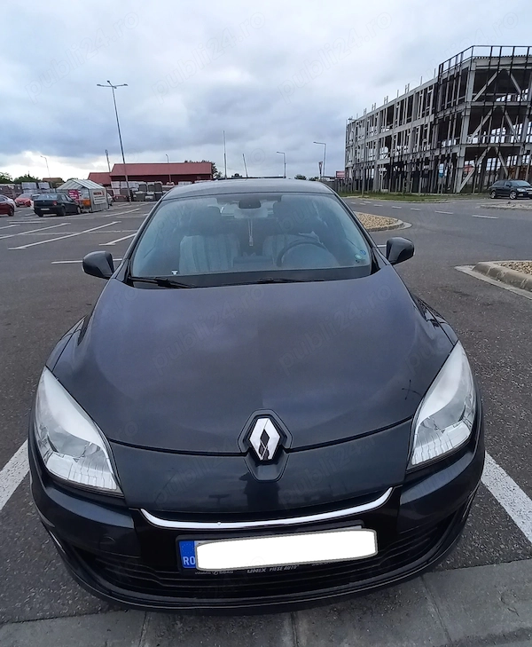 RENAULT Megane 2013 — imagine 2