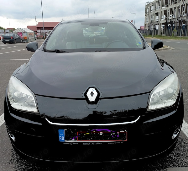 RENAULT Megane 2013