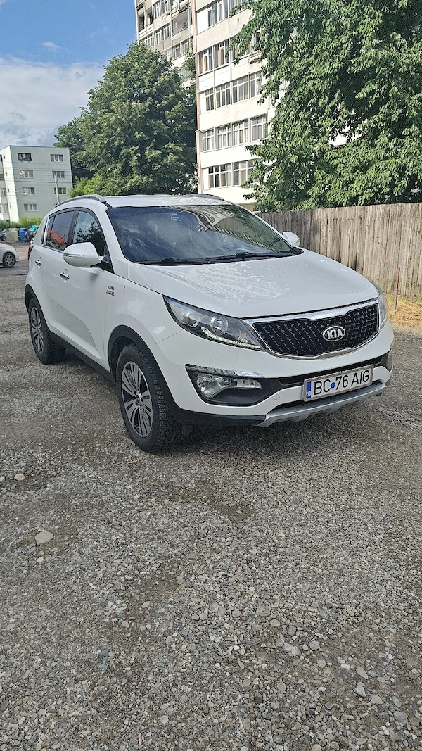 KIA Sportage 2014 — imagine 2
