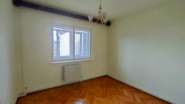 Apartament 2 camere, decomandat, de vânzare — fotografia 3