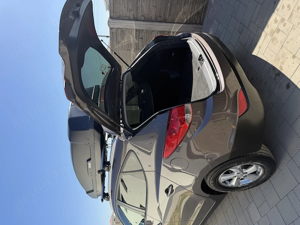 HYUNDAI ix35 2013 — imagine 4
