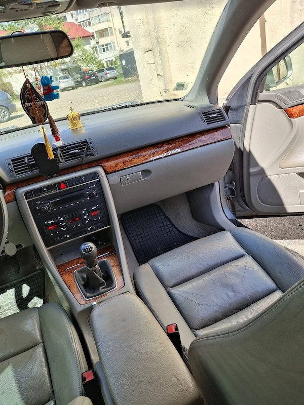 AUDI A4 2003 — imagine 9