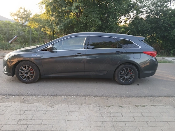 HYUNDAI i40 2013 — imagine 2