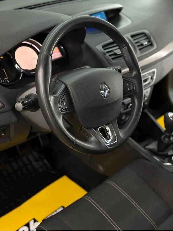 RENAULT Megane 2014