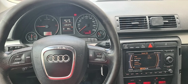 AUDI A4 2007 — imagine 2