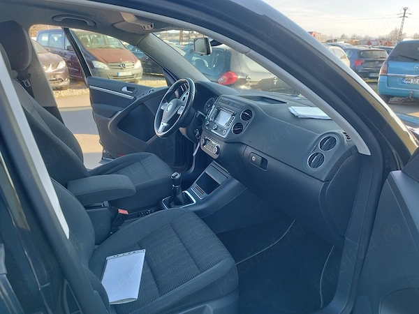 VOLKSWAGEN Tiguan 2012 — imagine 12