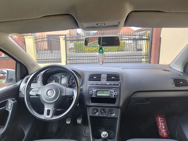 VOLKSWAGEN Polo 2011 — imagine 9