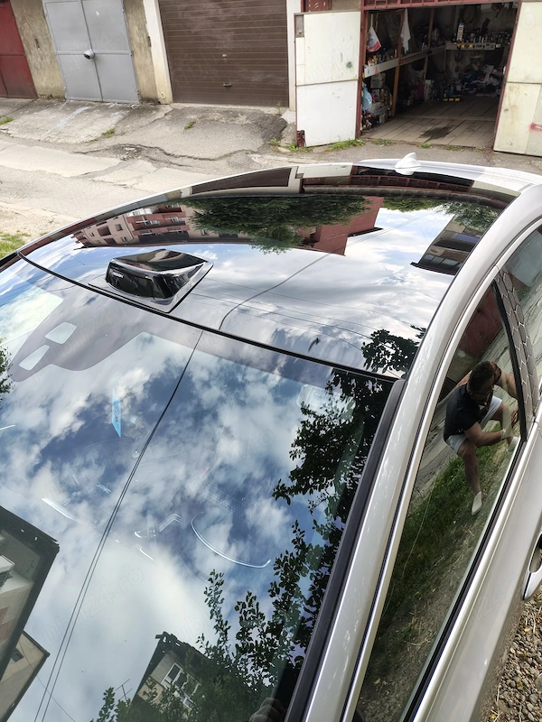 VOLVO V40 2019 — imagine 8