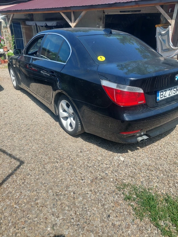 BMW 5 Series 2004 — imagine 4
