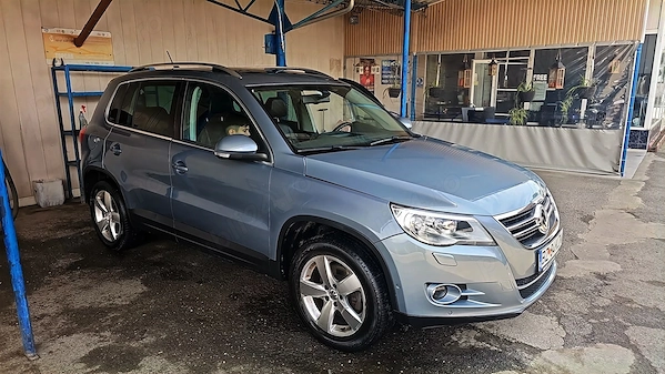 VOLKSWAGEN Tiguan 2009