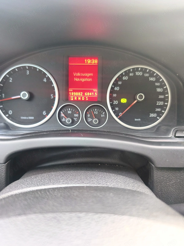 VOLKSWAGEN Tiguan 2009 — imagine 9
