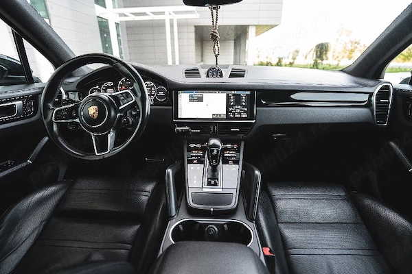 PORSCHE Cayenne 2019 — imagine 4