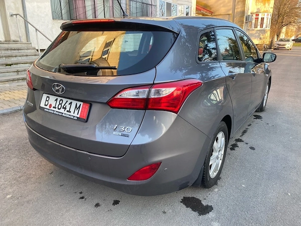 HYUNDAI i30 2014 — imagine 3