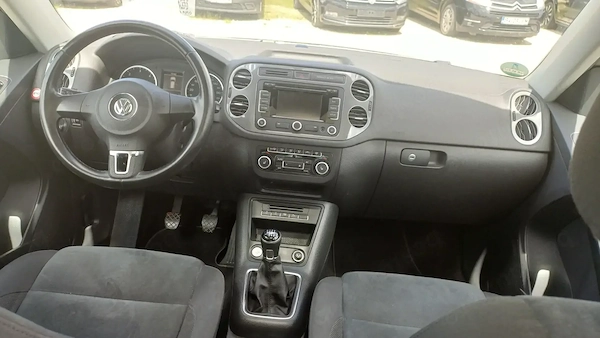 VOLKSWAGEN Tiguan 2012 — imagine 8