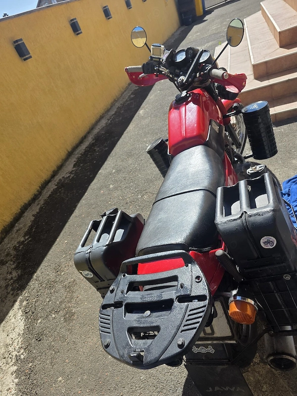 Vând motocicletă Jawa 350 California