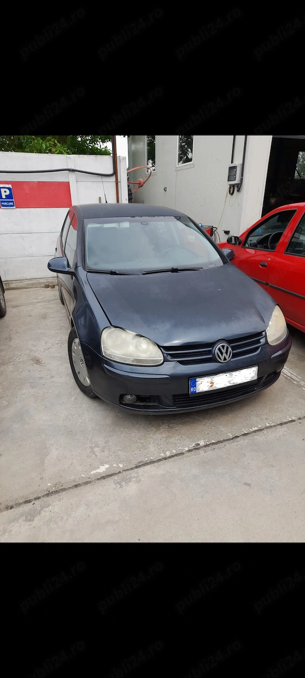 Se vinde Golf V motor blocat