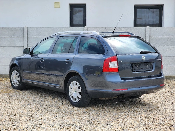 SKODA Octavia 2010 — imagine 3