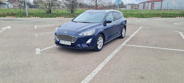 FORD Focus 2020 — imagine 8
