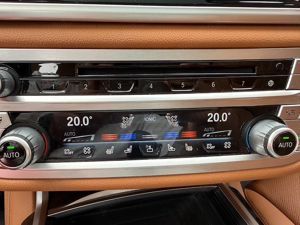 BMW 7 Series 2019 — imagine 3
