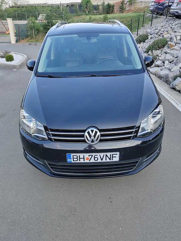 VOLKSWAGEN Sharan 2012