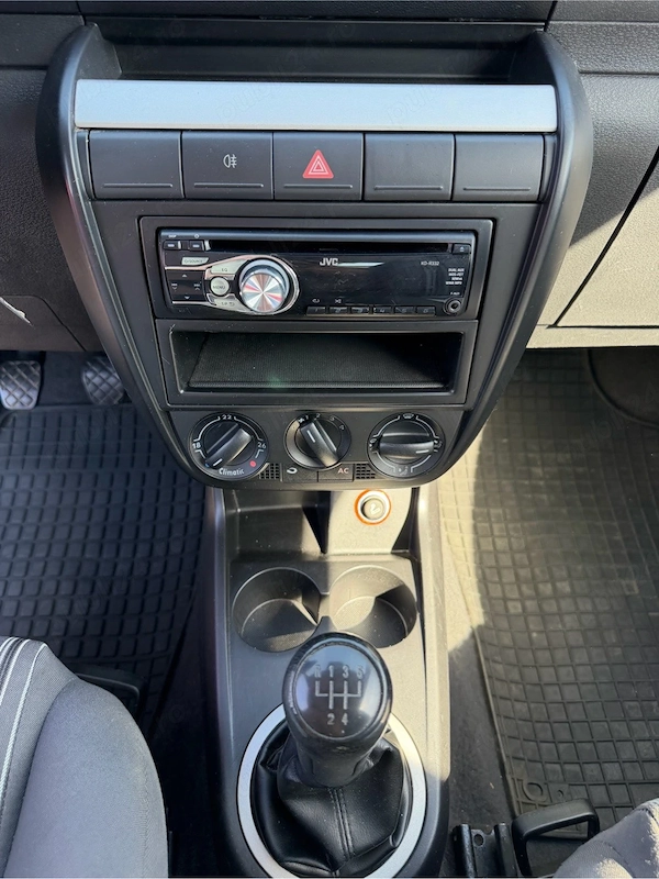 VOLKSWAGEN FOX 2007 — imagine 17
