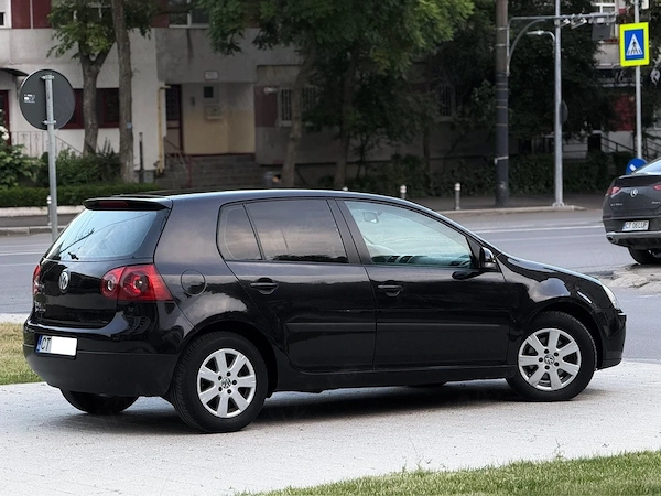 VOLKSWAGEN Golf 2006 — imagine 3