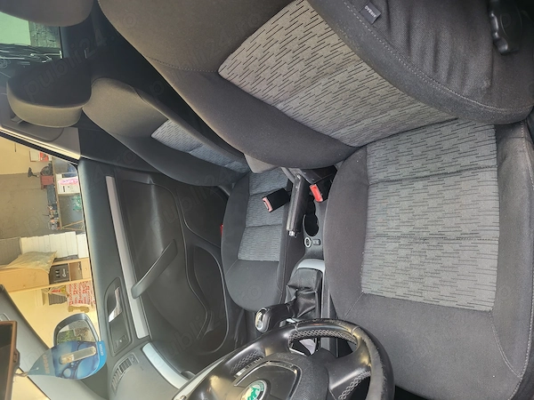 SKODA Octavia 2011 — imagine 5