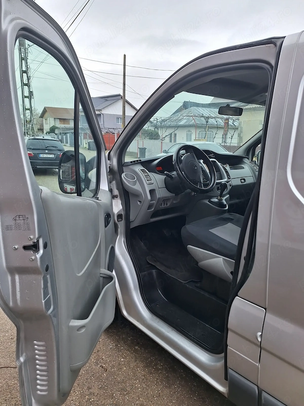 RENAULT Trafic 2012 — imagine 7