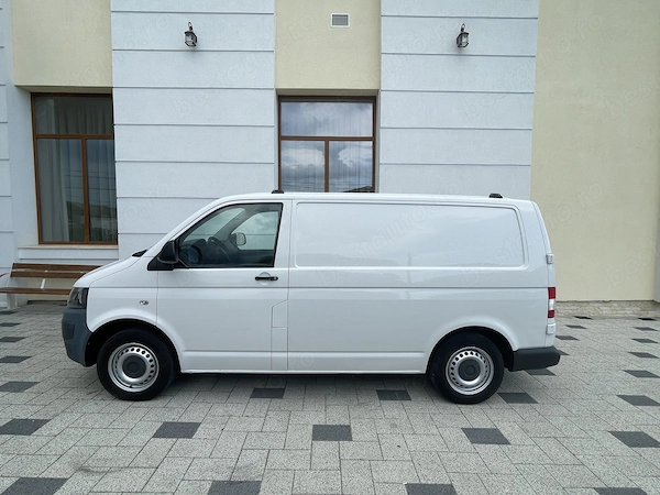 VOLKSWAGEN Transporter 2013 — imagine 8