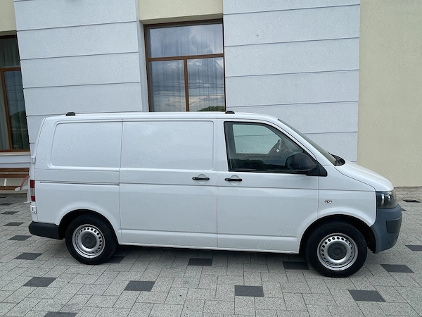 VOLKSWAGEN Transporter 2013 — imagine 4