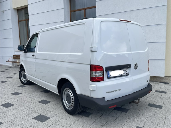 VOLKSWAGEN Transporter 2013 — imagine 3
