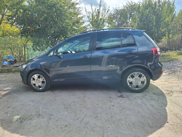 VOLKSWAGEN Golf 2010 — imagine 5