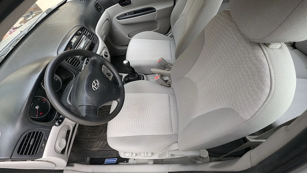 HYUNDAI Accent 2008 — imagine 9
