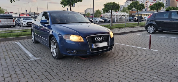 AUDI A4 2005