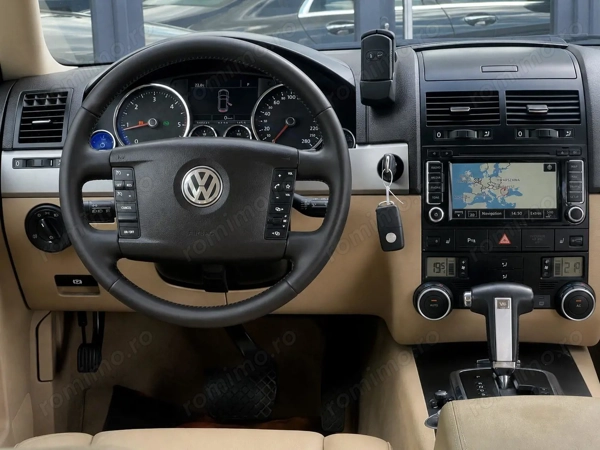 VOLKSWAGEN Touareg 2008 — imagine 9