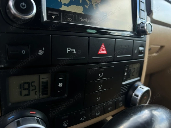 VOLKSWAGEN Touareg 2008 — imagine 14