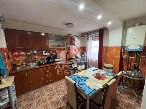 Apartament 3 camere, de vanzare, zona Soarelui, Timisoara — fotografia 2