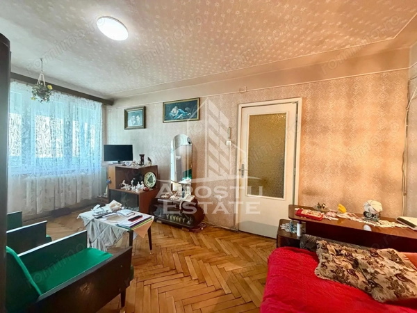 Apartament 2 camere de vanzare, boxa, zona Circumvalatiunii, Timisoara — fotografia 3