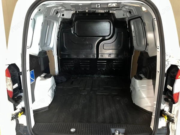 FORD Transit Courier 2021 — imagine 7