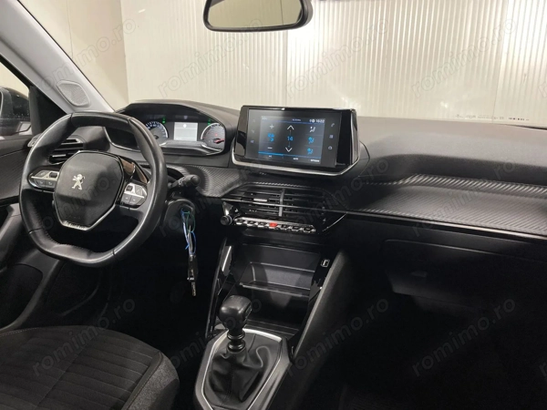 PEUGEOT 2008 2022 — imagine 8