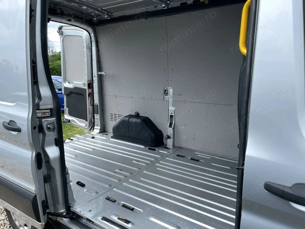 FORD Transit 2021 — imagine 9