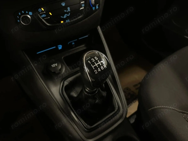 FORD Transit Courier 2021 — imagine 13