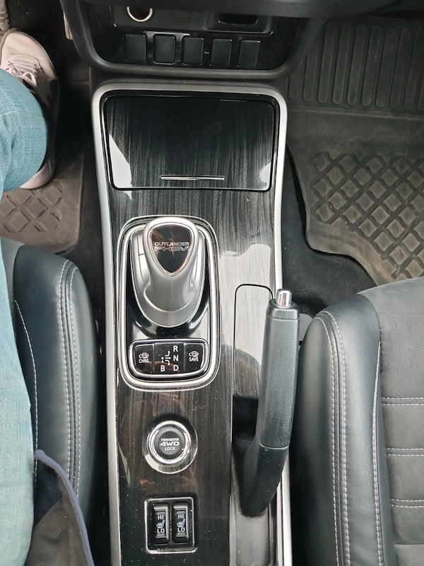 MITSUBISHI Outlander 2016 — imagine 10